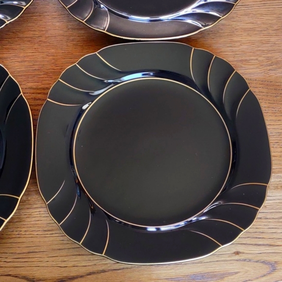 Wave Golden Black Dinner Plates Gallery Collections by Ranmaru - Picture 5 of 9